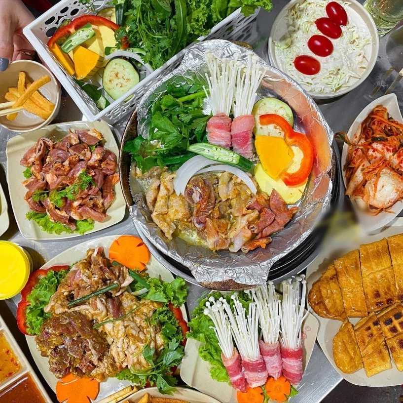 5 quán nướng ngon nhất phố gầm cầu nghe tên đậm chất vỉa hè nhưng không gian sạch sẽ khách đông nghịtvì giá rẻ - 1
