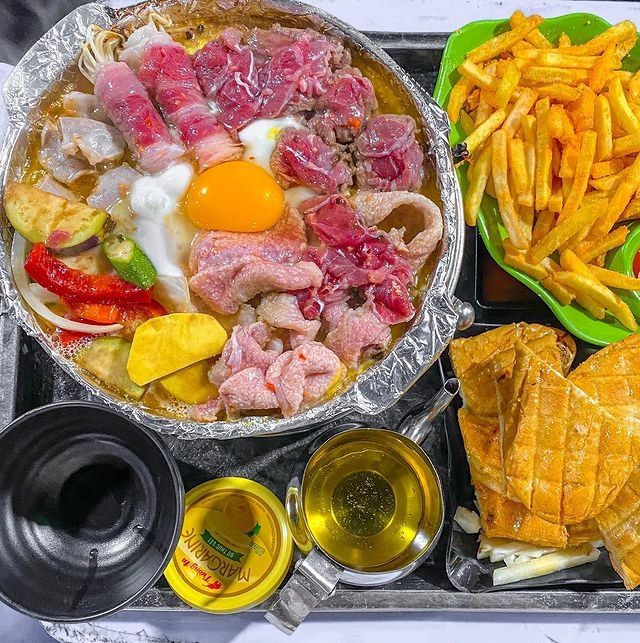 5 quán nướng ngon nhất phố gầm cầu nghe tên đậm chất vỉa hè nhưng không gian sạch sẽ khách đông nghịtvì giá rẻ - 4