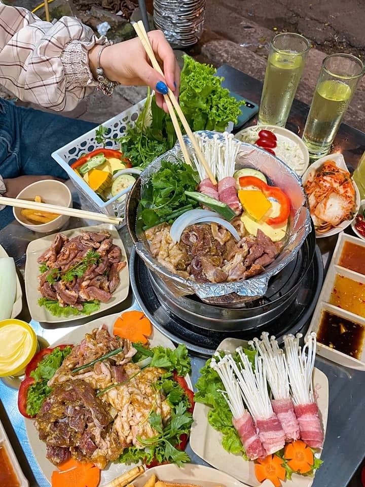 5 quán nướng ngon nhất phố gầm cầu nghe tên đậm chất vỉa hè nhưng không gian sạch sẽ khách đông nghịtvì giá rẻ - 5