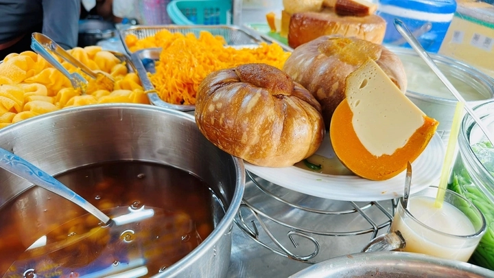 6 tiệm chè đông khách nhất sài gòn giữ công thức bí truyền từ thời ông bà anh phải đóng cửa sớm vì hết hàng - 5