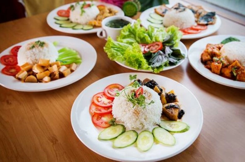 7 quán chay view đẹp nhất hồ tâygiá cả bình dân với menu hàng trăm món ngon trong không gian yên bình - 4