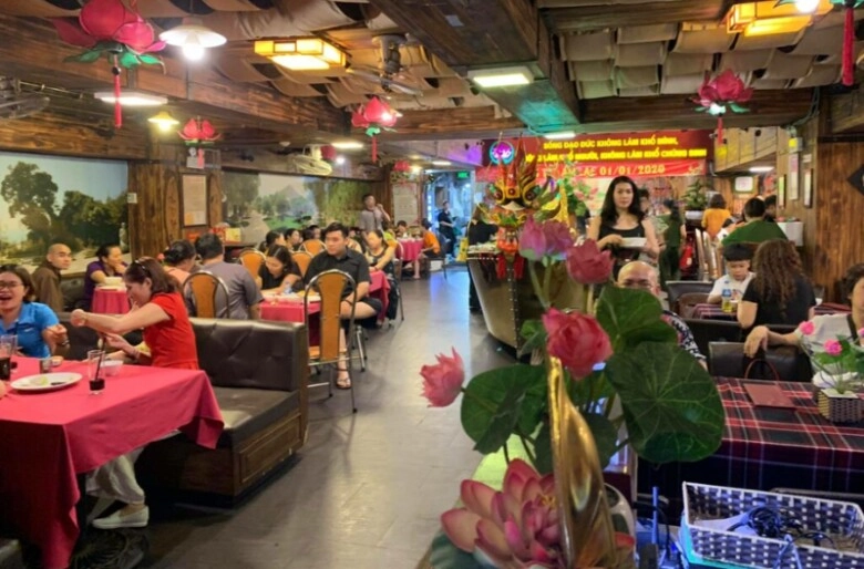 7 quán chay view đẹp nhất hồ tâygiá cả bình dân với menu hàng trăm món ngon trong không gian yên bình - 6