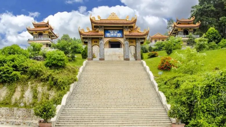 8 điểm đến tâm linh gần hà nội thích hợp du xuân có ngôi chùa cổ nhất việt nam nơi lập nhiều kỷ lụcchâu á - 6