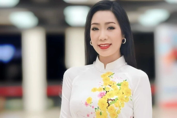 Á hậu nào được khen đẹp nhất miền bắc nhì cả nước sau phải ở ẩn vì scandal của chồng - 2