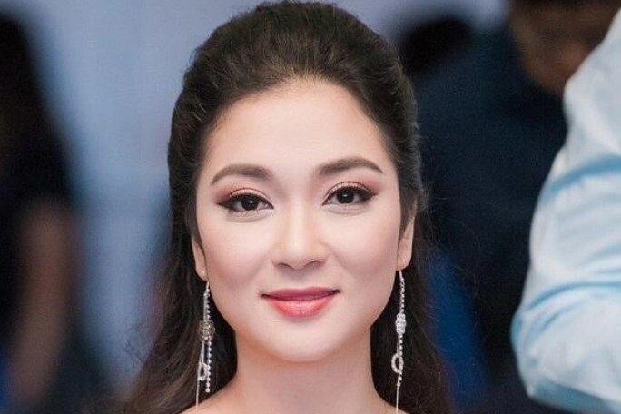 Á hậu nào được khen đẹp nhất miền bắc nhì cả nước sau phải ở ẩn vì scandal của chồng - 3