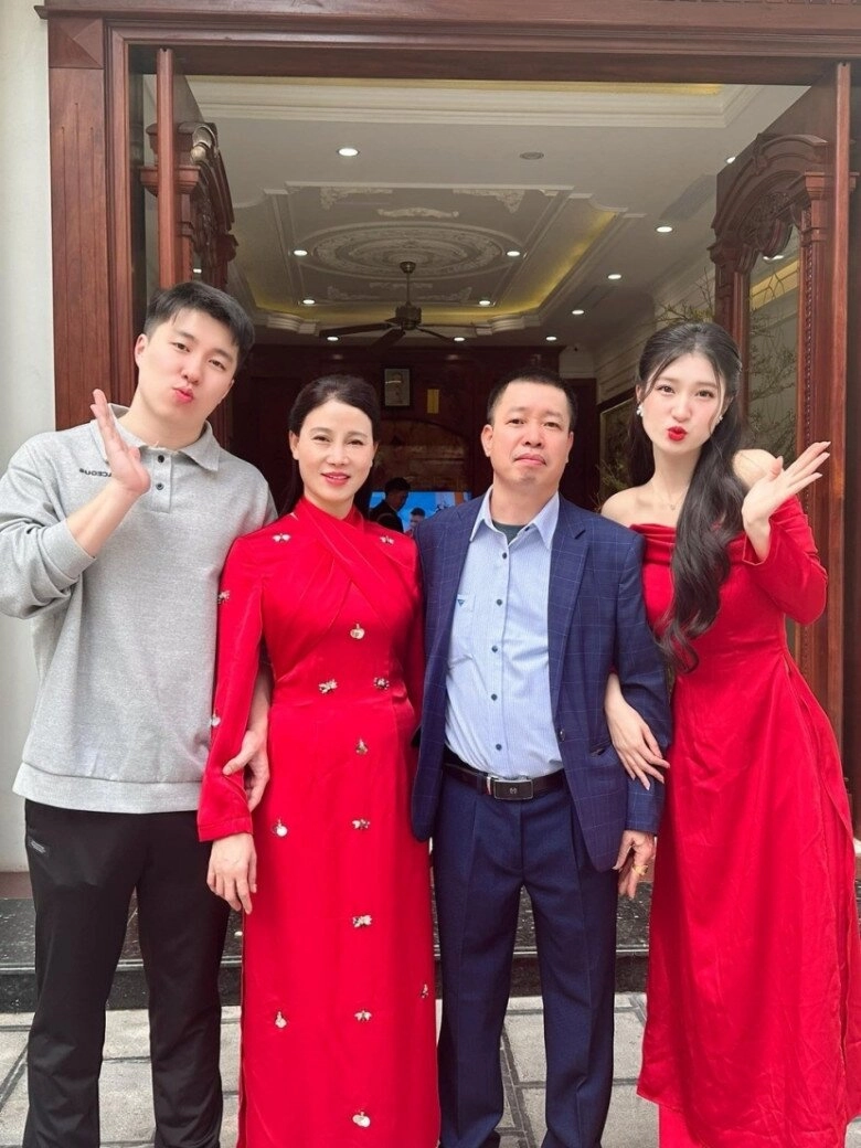 Á hậu phương nhi cưới con trai tỷ phú việt lộ loạt khoảnh khắc hẹn hò trước khi làm dâu nhà hào môn - 10