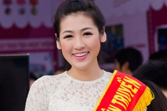 Á hậu việt mang vẻ đẹp đậm chất á đông làm dâu hào môn sinh 2 con vẫn trụ hạng nhan sắc bất ngờ - 2