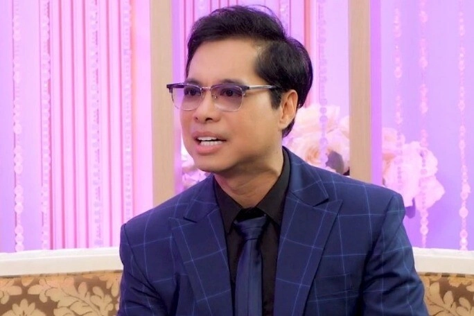 Ai là bà hoàng cải lương của showbiz việt ông hoàng nhạc đỏ gồm những người nào mà đều giàu có tậu toàn biệt thự - 1