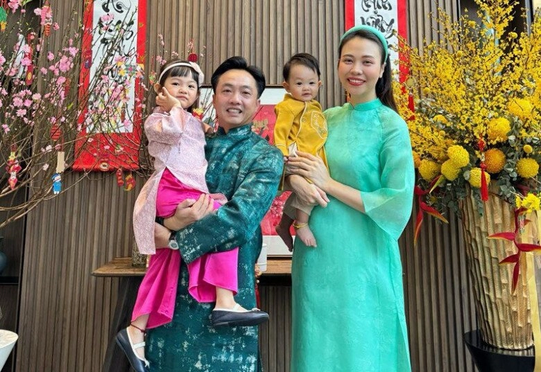 Ái nữ nhà sao việt đụng hàng áo dài đỏ đón tết con cường đô la như người mẫu con đoàn di băng thành cô dâu - 10