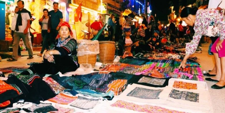 Ẩn mình giữa lòng mai châu có khu chợ đêm siêu sầm uất khách tây khách ta đều mê vì đậm chất văn hóa miền núi - 2