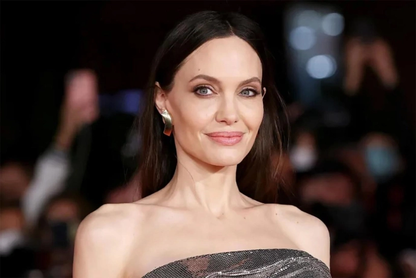 Angelina jolie dạy hư con cái pax thiên được nuông chiều hơn cả shiloh vừa gây tai nạn đã được mẹ lo xóa sẹo - 8