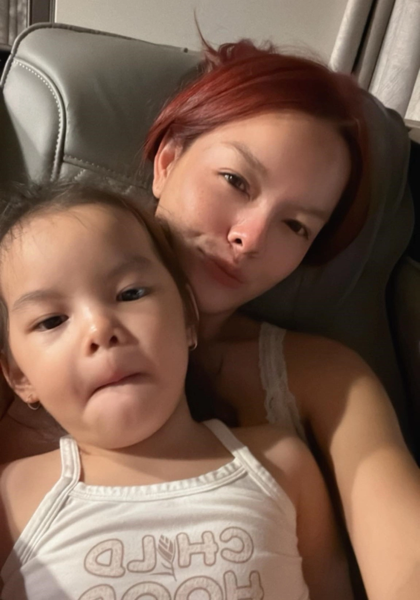 Ba cô con gái của ca sĩ phạm quỳnh anh - 11