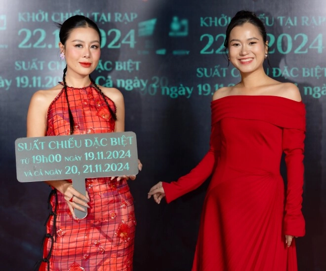 Ba mẹ thùy tiên tay bắt mặt mừng với quang linh vlogs tại sự kiện đàng trai liên tục khen nàng hậu - 5