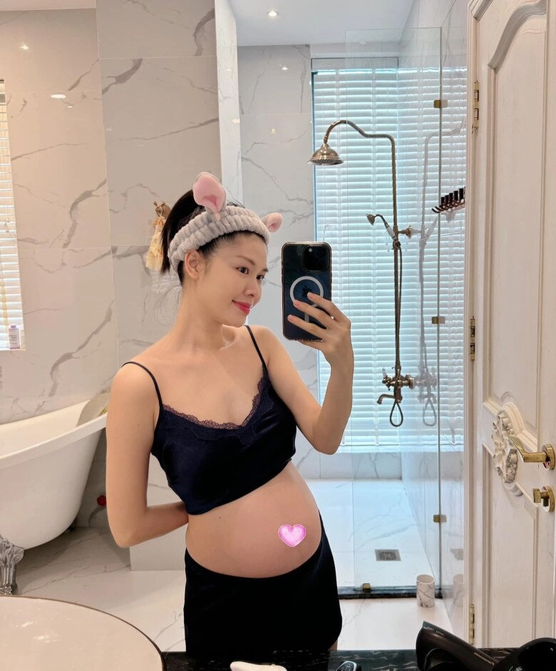 Bà xã đăng khôi lo lắng vì mang thai lần 3 ở tuổi 39 hé lộ phản ứng của 2 con trai khi sắp có em - 1