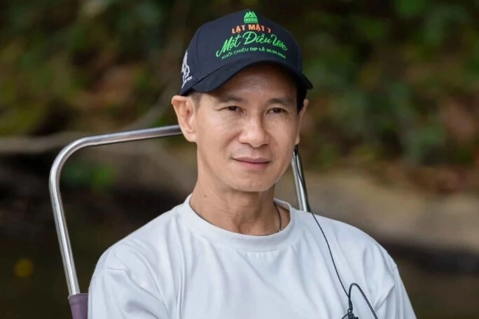 Bạn thân quyền linh phá sản rồi đổ nợ được con trai của vợ cũ lo tắm rửa sau cơn bệnh nặng - 3