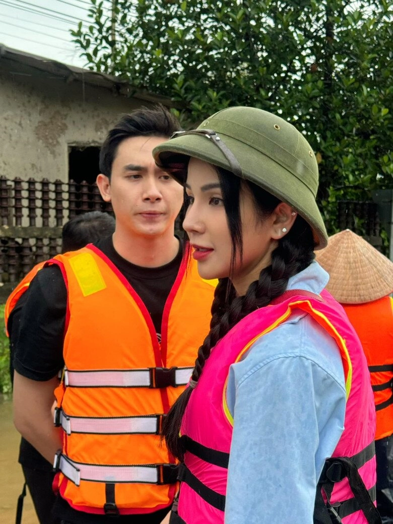 Bạn trai tin đồn của diệp lâm anh là hồng hài nhi nhỏ hơn 11 tuổi từng vướng nghi vấn yêu đồng giới - 5