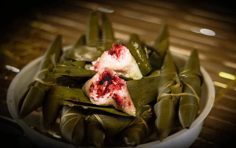 Bánh coóc mò bánh tày nồng ệp và những thức quà đặc sản quảng ninh nghe tên đã tò mò độc lạ từ hình dáng tới hương vị - 1