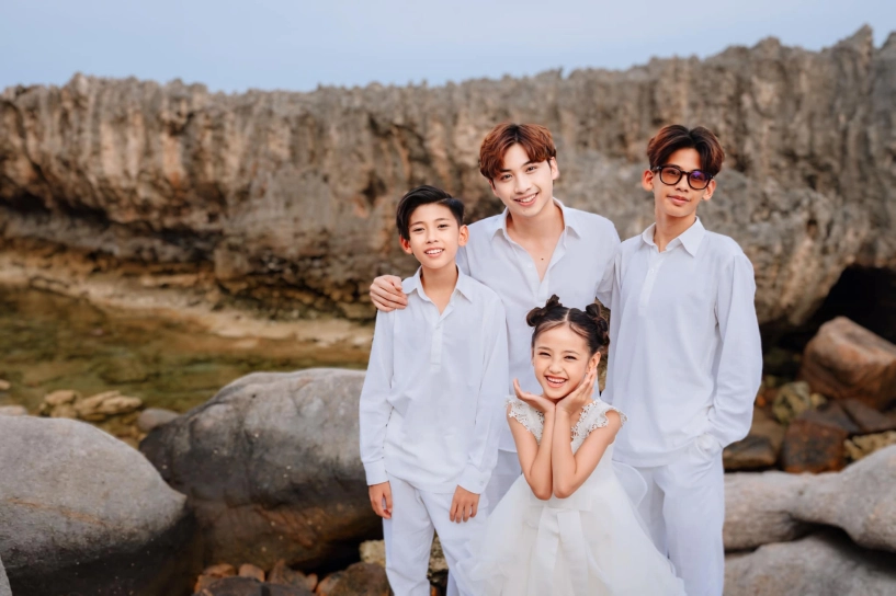 bánh đúc có xương của vbiz diva mỹ linh khoe con riêng lai đức của chồng 3 nàng hậu là mẹ kế dịu dàng - 10