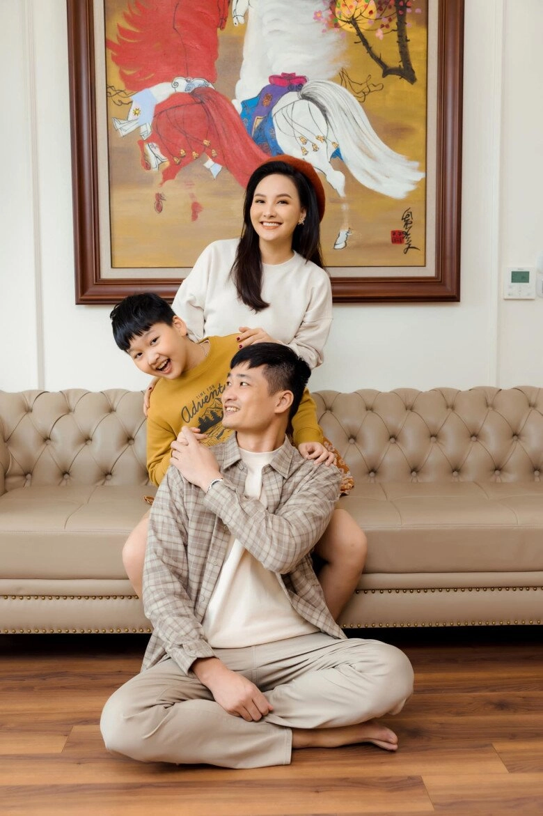 Bảo thanh dặn con trai đừng tranh ăn cậu nhóc lớp 8 cao như siêu mẫu khiến mẹ chồng cô không nhận ra - 9