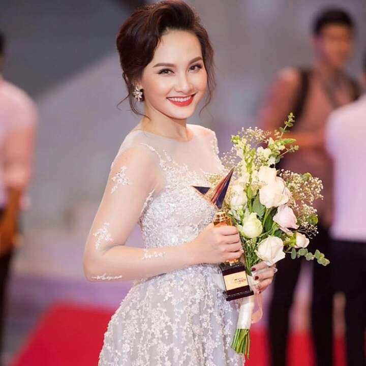 Bảo thanh dặn con trai đừng tranh ăn cậu nhóc lớp 8 cao như siêu mẫu khiến mẹ chồng cô không nhận ra - 15