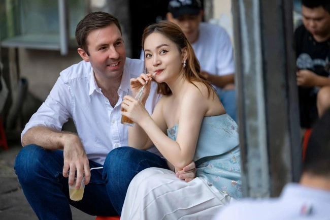 Bảo thanh giữ ông xã bằng nguyên tắc 3 không chị sinh đôi ôm con 17 ngày tuổi bay nửa đất nước tìm chồng - 16