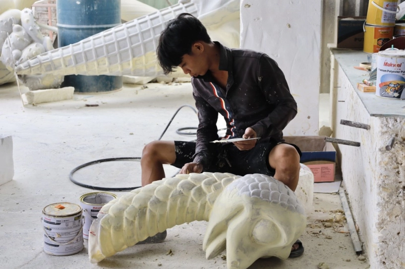 Bất ngờ với những hình ảnh dễ thương của linh vật rắn phục vụ tết nguyên đán 2025 - 13
