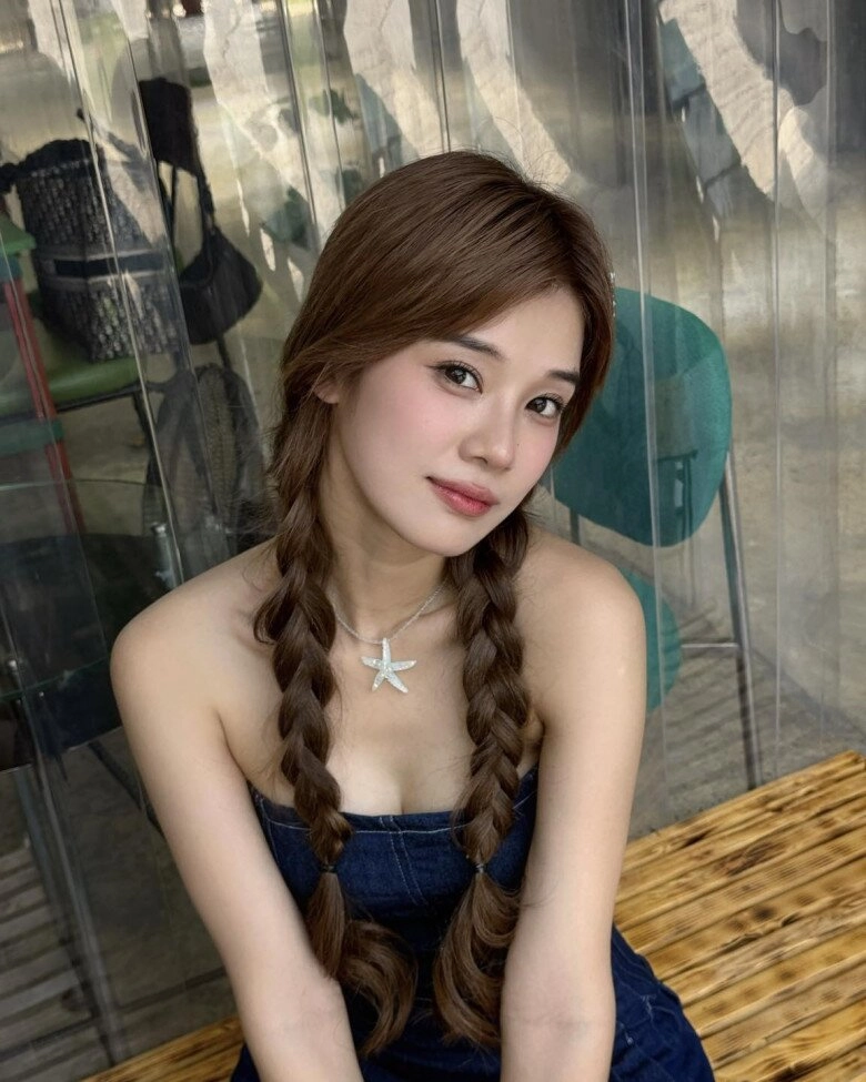 Bé gái nổi bật ở sân khấu 19 năm trước giờ trưởng thành diện mạo khác hẳn xây biệt thự 6 tỷ báo hiếu mẹ - 8