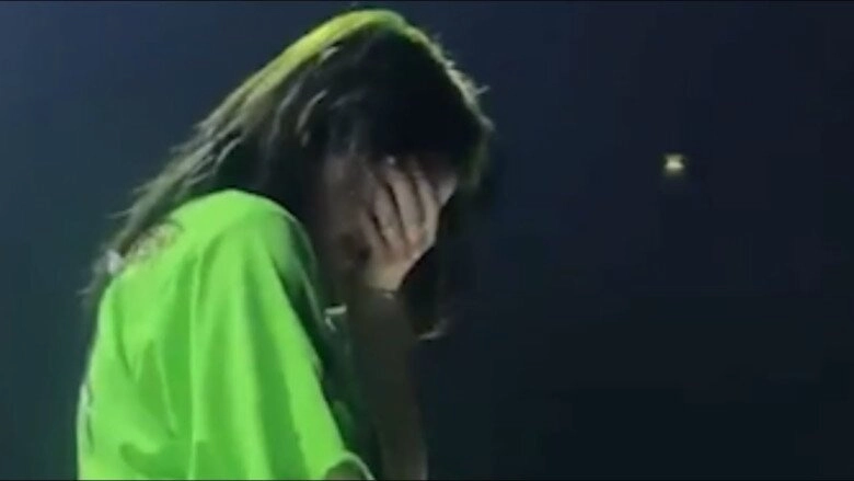 Billie eilish cô gái khiến justin bieber bật khóc muốn bảo vệ thừa nhận thói quen làm phá hủy não bộ năm 11 tuổi - 7