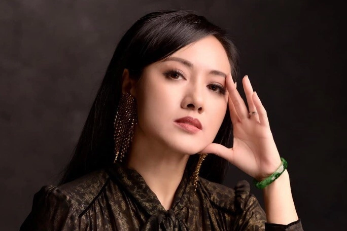 Bóng hồng quyền lực của vtv từng bị khán giả viết thư đòi đuổi khỏi đài gần 30 năm giấu chồng với công chúng - 1