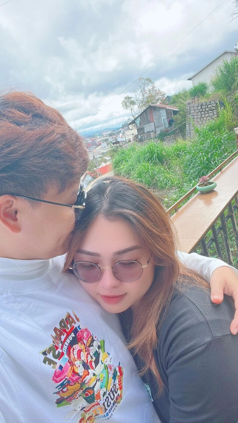 Ca sĩ thiện nhân chăm người yêu đồng giới kỹ lưỡng bỏ ngoài tai những lời chê bai chuyện tình cảm - 7