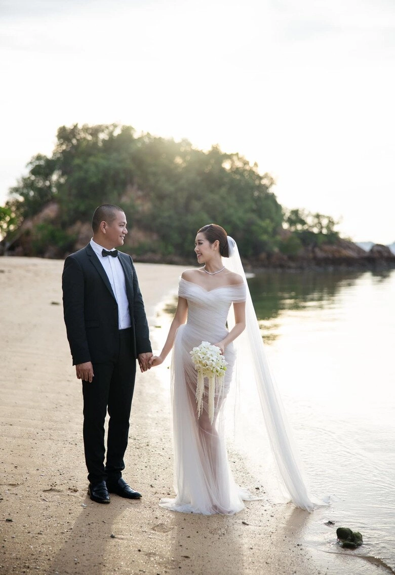 Cách cư xử với con chồng của các nàng hậu việt hà kiều anh yêu thương như ruột thịt khánh vân kín tiếng - 8