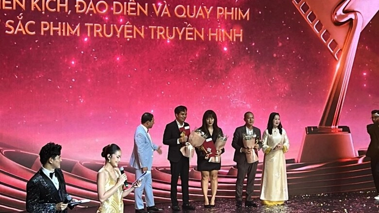 Cánh diều vàng 2024 trấn thành vắng mặt vẫn thắng lớn 2 mẹ con luyến lươn cùng ẵm giải - 16