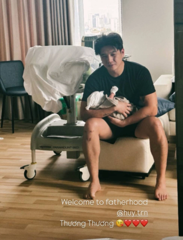 Cảnh hốc hác bạc cả tóc vì chăm con của 2 bố bỉm hot nhất nhì showbiz ai nhìn cũng thấy thương - 7