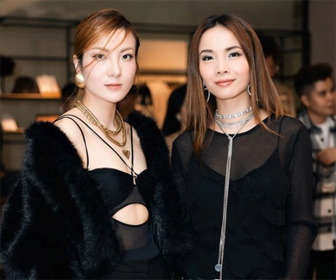 Cặp chị em việt 40 tuổi độc thân quyến rũ mặc đẹp bậc nhất vbiz chị em học ngay bí quyết mặc hack tuổi - 1