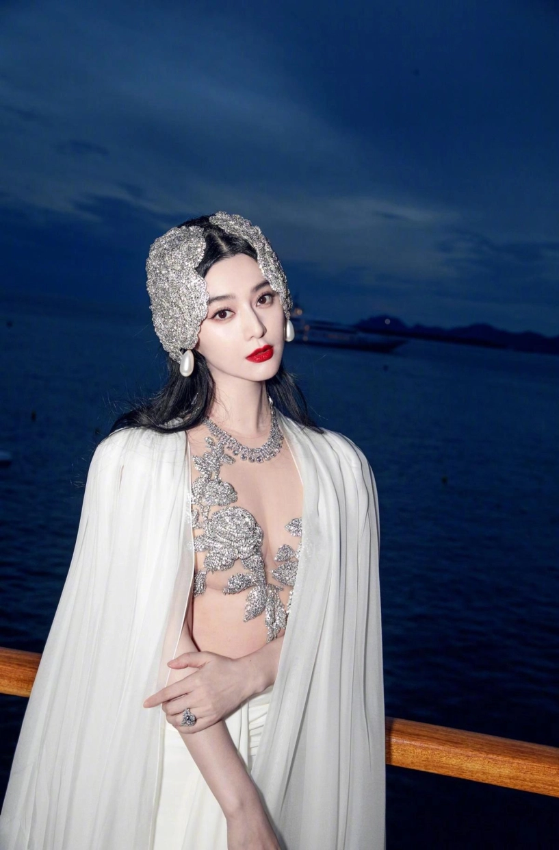 Cặp song băng đình đám giờ vẫn ế người để lại 3000 tỷ đồng cho cháu người mất hết vì trốn thuế - 6