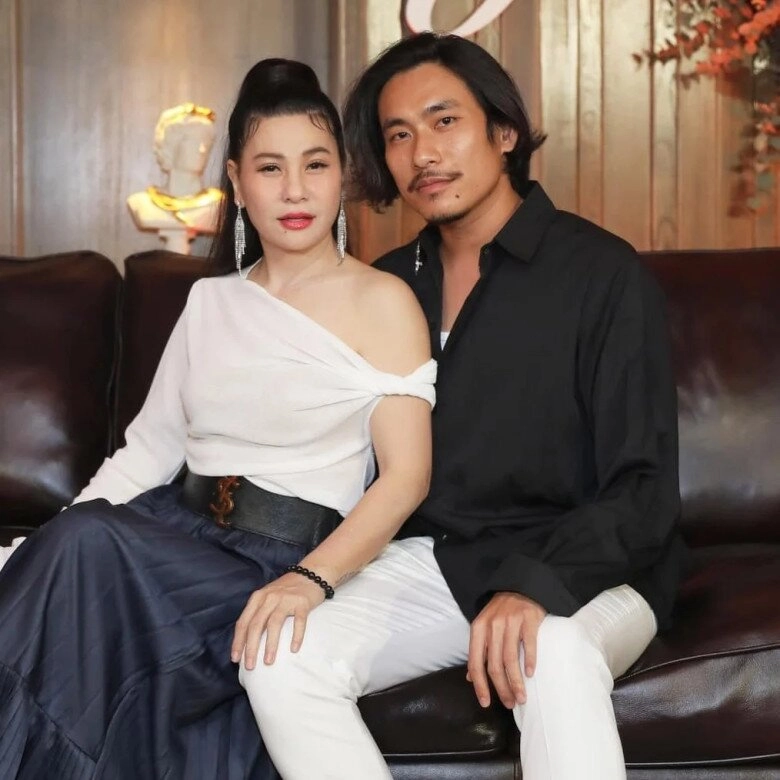 Cát phượng khẳng định có nhắn tin với kiều minh tuấn nếu gặp sẽ khều ra hỏi khỏe không ông nội - 4