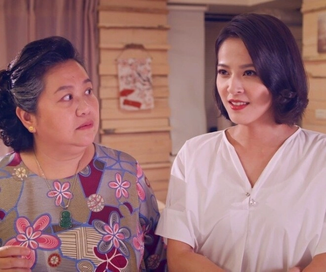 Chăm mẹ chồng bị liệt 10 năm được bà tặng cuốn sổ tiết kiệm nhìn con số ghi trên đó tôi tái mặt - 1