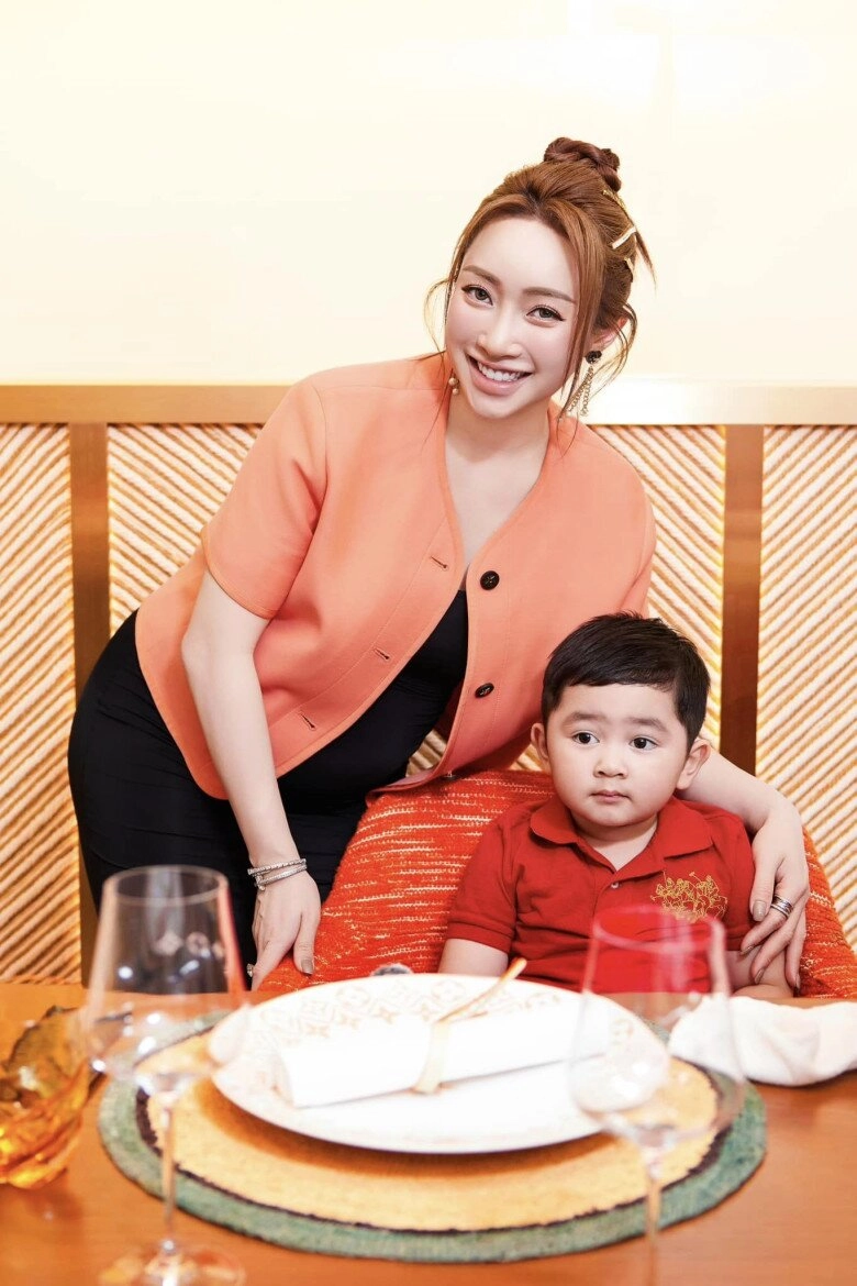 Chi bảo tiết lộ ái nữ vừa chào đời đã khó tính hơn anh trai vợ trẻ còn mơn mởn nhưng đã vội chốt sổ - 14