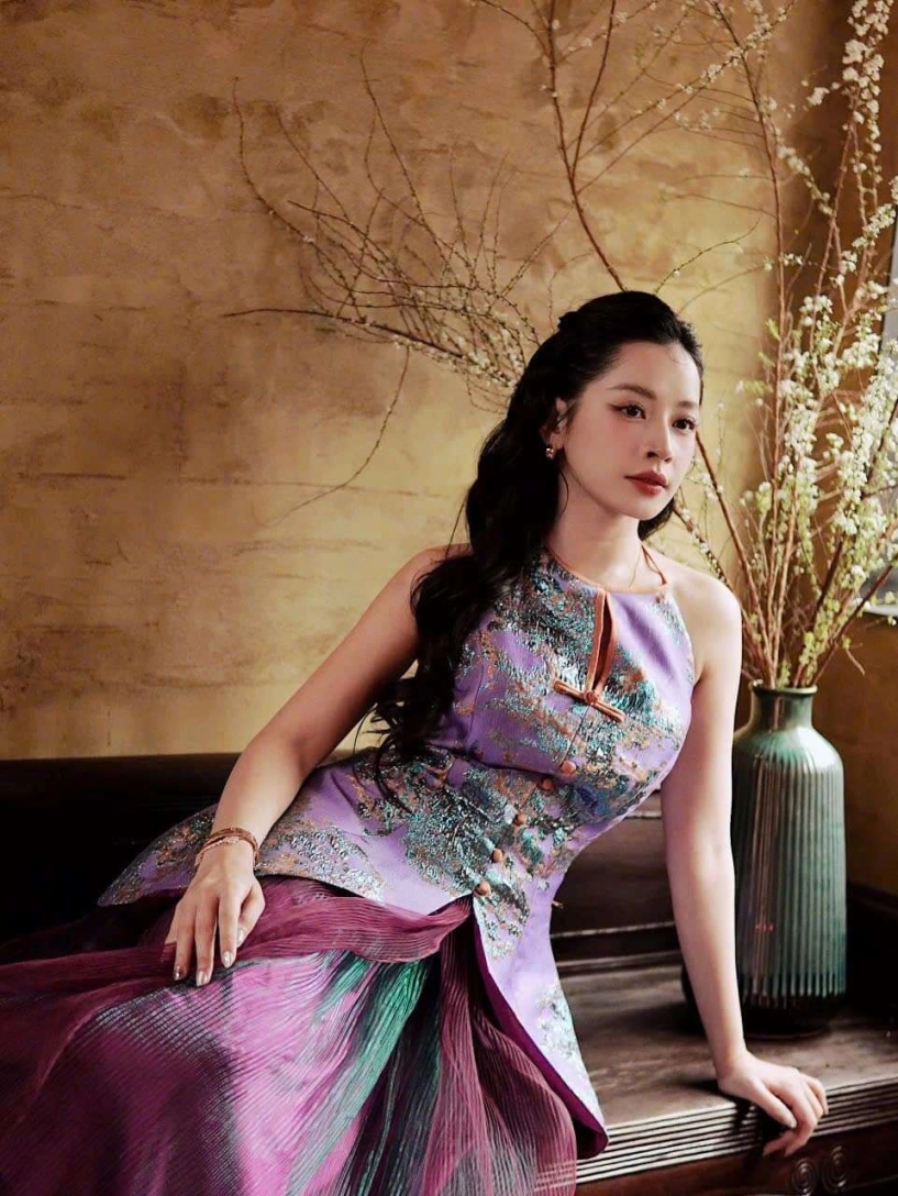 Chi pu và quỳnh anh shyn tình bạn 10 năm tan vỡ vì vi phạm quy tắc giờ ôm hôn thắm thiết trong đám cưới salim - 11