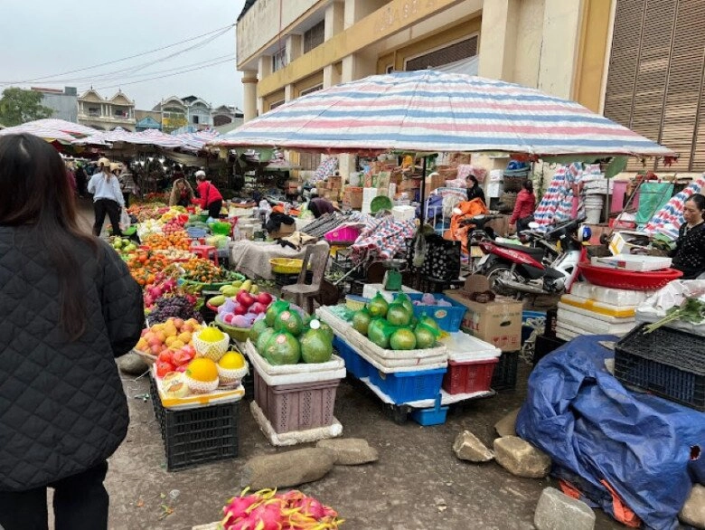 Chợ có tên lạ nằm giữa lòng quảng ninh là thiên đường ẩm thực cực ngon-bổ-rẻ thứ gì cũng có - 3
