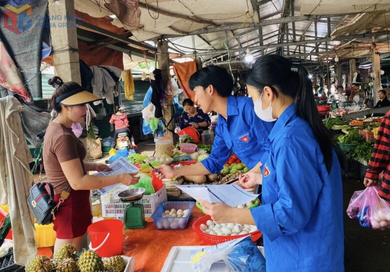 Chợ có tên lạ nằm giữa lòng quảng ninh là thiên đường ẩm thực cực ngon-bổ-rẻ thứ gì cũng có - 4