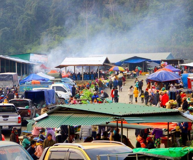 Chợ lạ giữa lòng yên bái chỉ bán sản vật rừng núi độc đáo không nơi nào có ai đến cũng mê không muốn về - 1