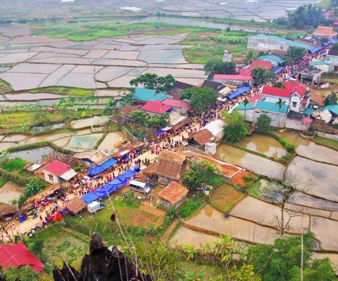 Chợ phiên lạ lùng giữa lòng thanh hóa mua bán không cần đến tiền tồn tại hơn trăm năm - 1