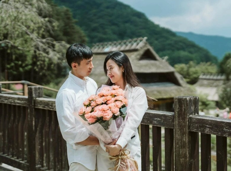 Chồng thiếu gia của midu giữ vợ kè kè đi show toàn mỹ nhân nhưng chẳng buồn để mắt tới ai - 8