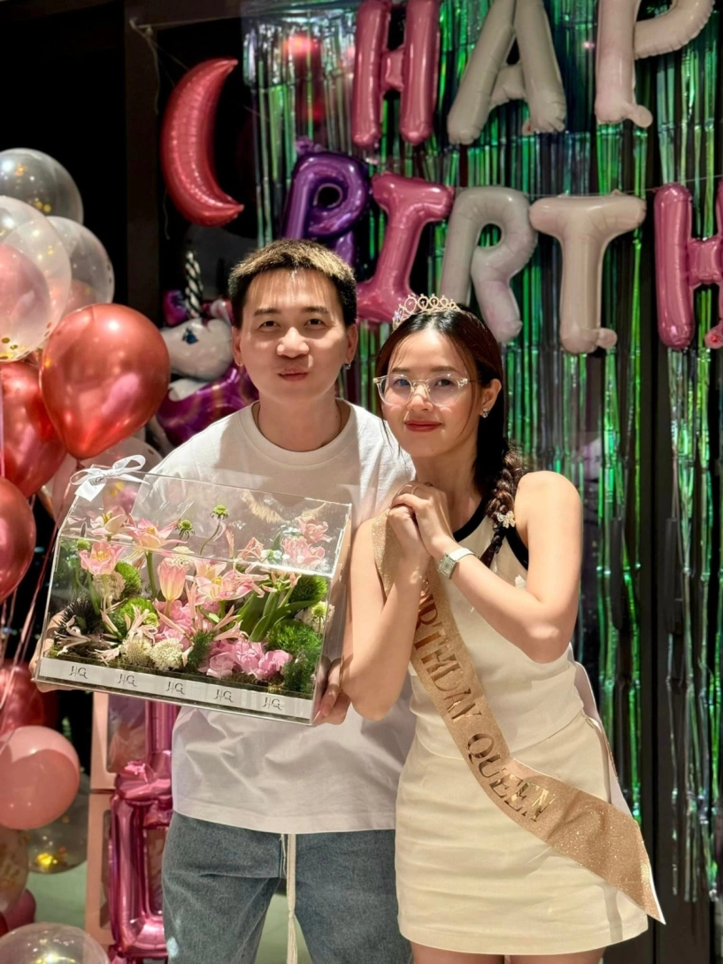 Chồng thiếu gia làm sinh nhật riêng tư cho midu - 4