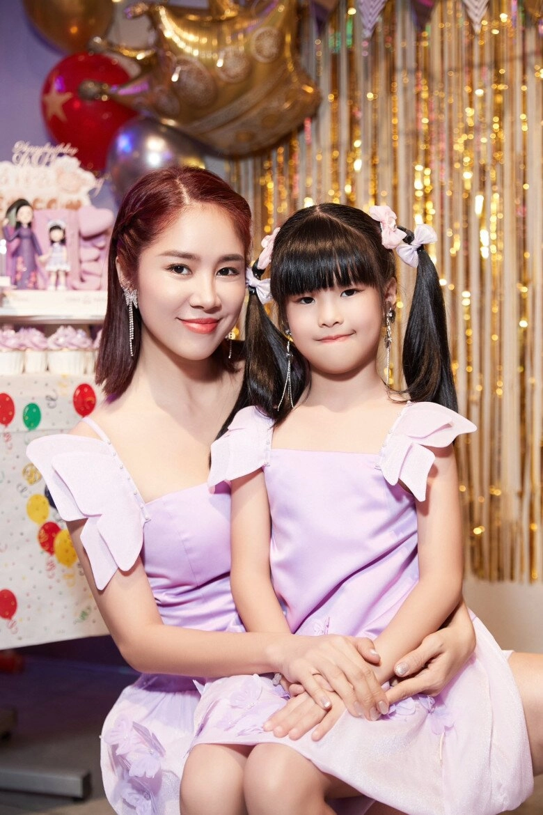 Chồng trẻ lê phương gọi quý tử của vợ là tình yêu tử tế đối xử công bằng không tị nạnh con chung con riêng - 9