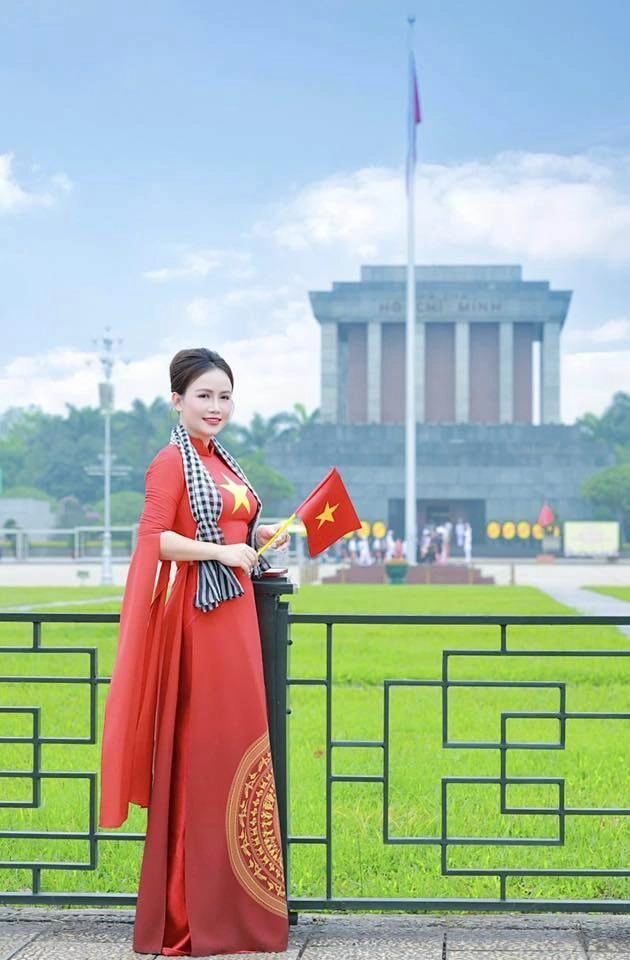 Chưa đến tết áo dài đỏ đã chiếm sóng mxh hội mỹ nhân việt tuổi nào cũng nhiệt tình khoe sắc mừng quốc khánh - 6