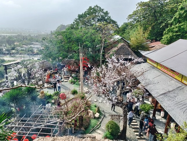 Chùa từ tâm tọa độ check-in mới của giới trẻ đà nẵng góc nào cũng đẹp như tranh - 1