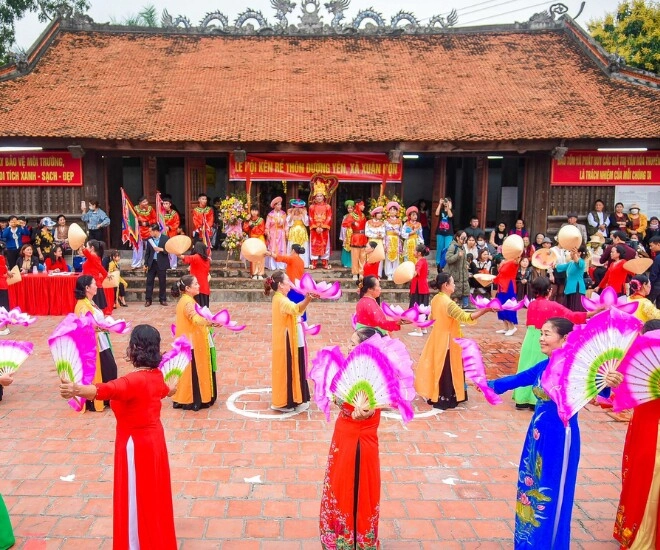 Có lễ hội kén rể độc đáo ở hà nội liên quan đến mỹ nhân một lòng theo hai bà trưng xông pha trận mạc - 1