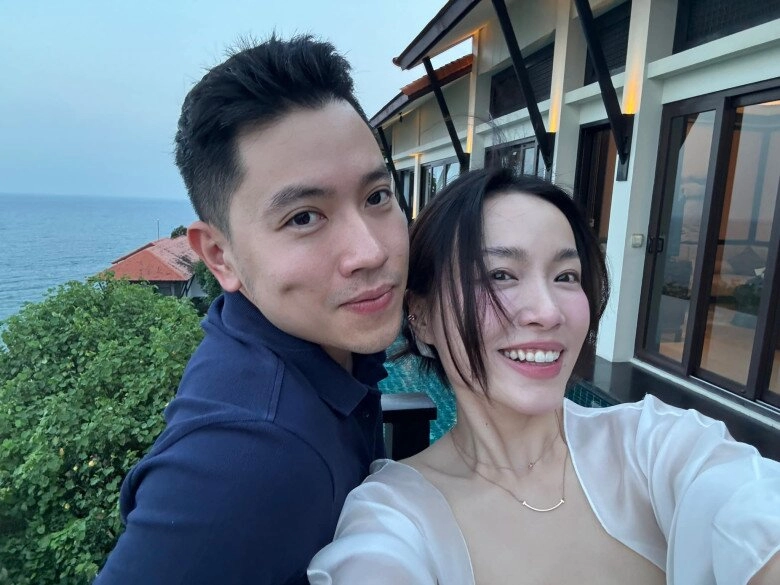 Cơ trưởng đẹp trai nhất việt nam cưới bạn gái phú bà chơi lớn làm 6 cái lễ từ bắc chí nam - 3